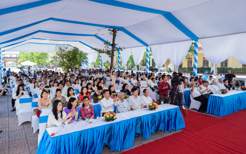 Hội khóa Trường THPT Thái Lão – 20 năm ngày trở về